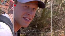 Hunting a Goanna with the Martu People Instructional Video