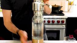 Maxwell & Hands' Top Tips for Staying Hydrated | One Good Thing Instructional Video