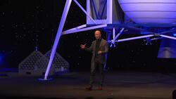 Jeff Bezos says he’ll send a spaceship to the moon News Clip