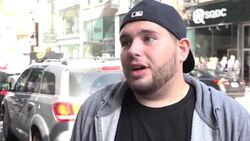 CLEAN : Canadians react to Trudeau blackface photos News Clip