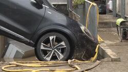 CLEAN : Residents of west German town hit by deadly flooding begin cleanup News Clip