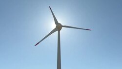 VOICED : Patagonia argentina reservorio de fosiles petroleo y vientos que valen oro News Clip