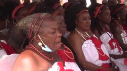 CLEAN : Nigeria's benin ruler receives returned looted treasures News Clip