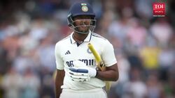 India stay alive, England frustrated after draw; handshake drama at Old Trafford and more News Clip