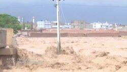 Pakistan floods wash away villages and crops, leave more than 1,000 dead News Clip