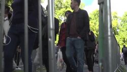 CLEAN : 'An iPad and spaghetti': how people are preparing for the 14h queue to Westminster News Clip