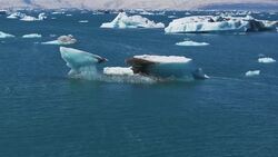 Soaring Over Jökulsárlón: Iceland's Glacial Beauty Stock Footage