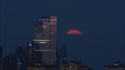 CLEAN : Last supermoon of the year rises over London News Clip