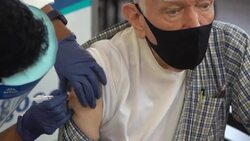 CLEAN : Washington residents get Covid-19 vaccine at local pharmacy News Clip