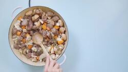 How To Make: Steak And Ale Pie Instructional Video