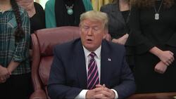 Trump denies knowing Parnas as impeachment begins News Clip