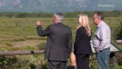 Fed Chair Powell Takes a Walk at Jackson Hole News Clip