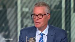 Delta Air Lines CEO Says Consumer Confidence Hindered By Recession Talks News Clip