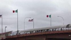 CLEAN : Thousands of Venezuelan migrants are stranded in southeastern Mexico News Clip