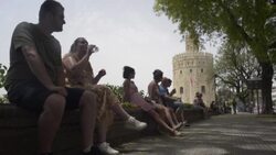 CLEAN : Images illustrating heatwave in Seville News Clip