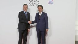 Shinzo Abe and Mauricio Marci handshake at G20 Summit News Clip