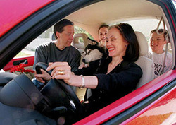 La familia Carbono: emisiones domésticas y su impacto ambiental Instructional Video