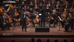 Violin virtuoso Leonidas Kavakos electrifies with Stravinsky concerto News Clip