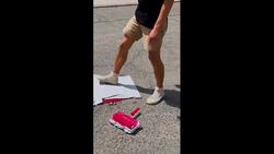 Manhole Fashion! He turned an ordinary T-shirt into a vintage one right on the road! Instructional Video