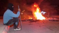 CLEAN : Iraqis step up protests as deadline for new PM looms News Clip