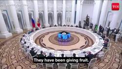 Putin Goes Off Script; Makes Everyone Laugh With Love & Relationship Advice | Watch Drama On Cam News Clip