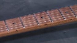 Reverend’s Billy Corgan Z-One - Demonstration and Review Instructional Video