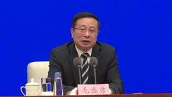 VOICED : La COVID-19 asesta un golpe histórico al crecimiento chino News Clip