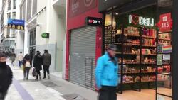 CLEAN : The dollar, both a headache and a thermometer for Argentines News Clip