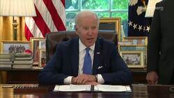 Biden Signs Act to Speed Weapons Delivery to Ukraine News Clip