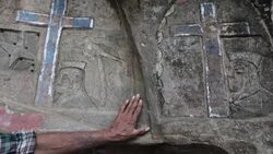 CLEAN : Septuagenarian sculptor carves Nicaragua's history culture on the side of a mountain News Clip