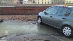 Huge road collapse in Florence, Italy News Clip