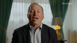 Summers Says It’s ‘Preposterous’ to Call U.S. Labor Market Slack News Clip