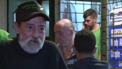 VOICED : Comida y libros, receta de una librería uruguaya devenida olla popular por pandemia News Clip