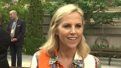 From drawings on the floor to fabrics, feathers, upside down zippers, Christian Siriano, Tory Burch, more share their first designs News Clip