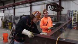 CLEAN : In Rust Belt Ohio, US Democrats struggle to win back workers News Clip