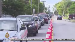 Quarter of US workers file for unemployment benefits News Clip