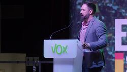 Far-right Vox party launches campaign for elections Instructional Video