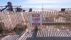 Hurricane Erin draws curious crowds to Overlook Beach News Clip