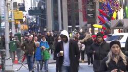 Poll: Americans grateful and stressed at holidays News Clip