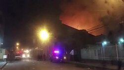 CLEAN : Fire rages at electoral court in Bolivian opposition stronghold News Clip
