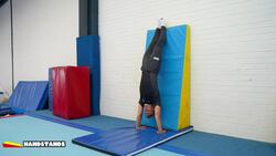 Elementary gymnastics - Wedge - 9 handstands Instructional Video