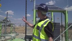 CLEAN : Helium: South Africa strikes new 'gold' News Clip