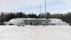 Massive snowfall wreaks havoc on 2 inflatable Montreal-area sports domes News Clip
