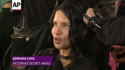 Backstage nerves before Victoria's Secret show Instructional Video