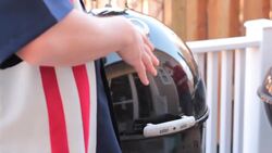 5 Essential Pieces of Barbecue Equipment Instructional Video