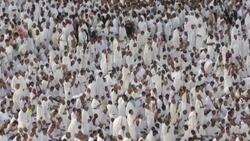 CLEAN : White-robed worshippers pack Mecca's Grand Mosque for largest hajj of Covid era News Clip