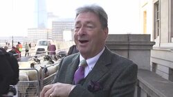 Alan Titchmarsh leads London Bridge sheep drive Stock Footage