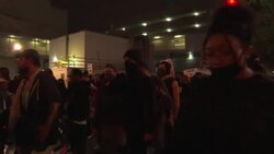 CLEAN : Protesters seek refuge in church amid Louisville protests News Clip