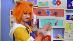 Kooki's Crafty Show Makes: Eee Aaaw Eeee Awww Instructional Video