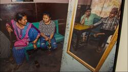 Lizzie Sadin at the Saatchi Gallery News Clip